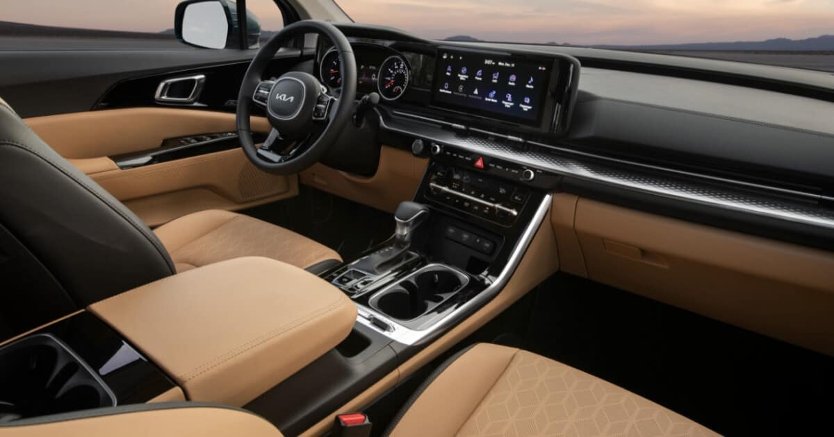 2023-kia-carnival-interior-16980