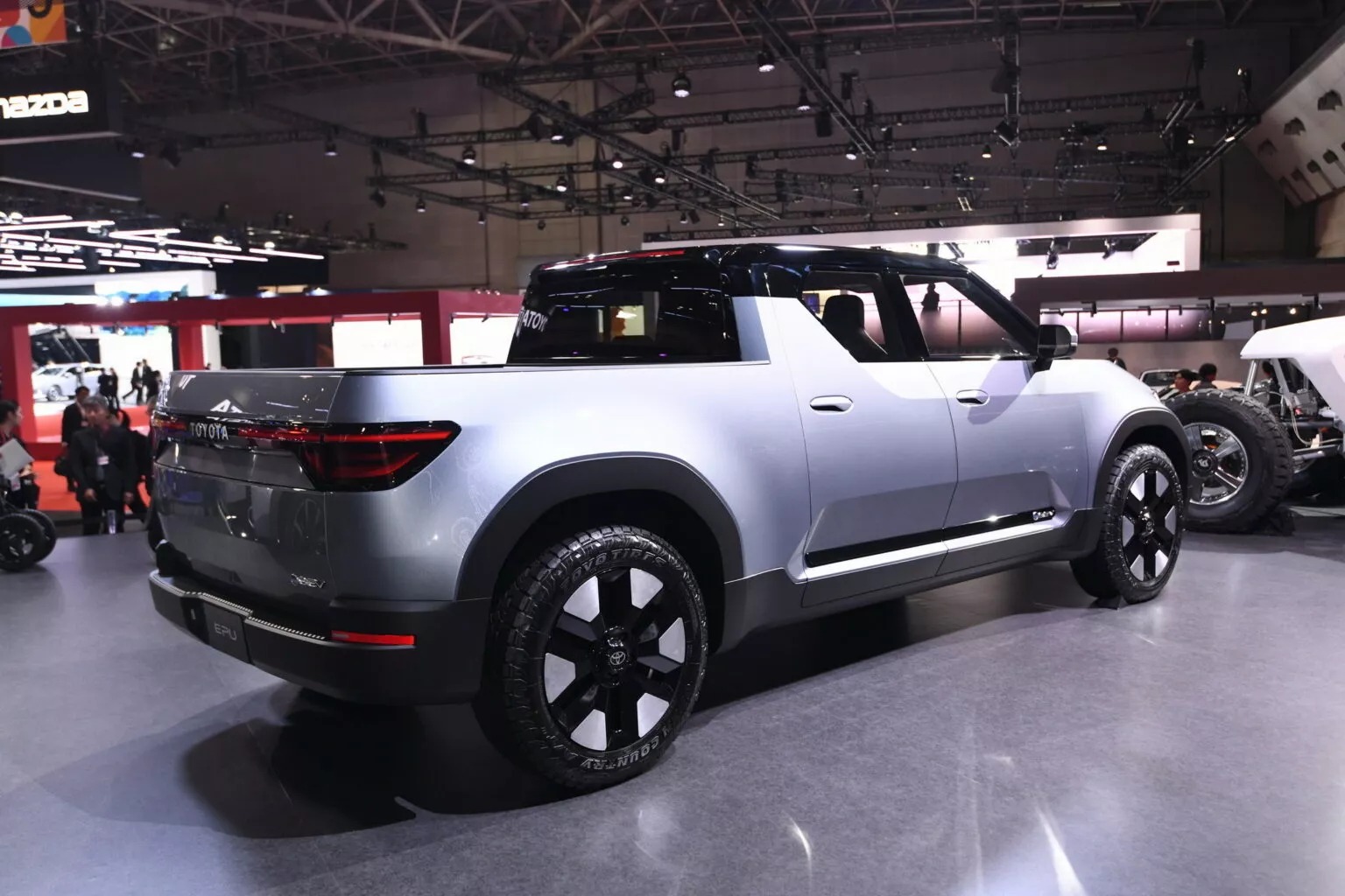 Toyota EPU Concept - Mẫu bán tải thuần điện với nội thất siêu thực dụng 349103