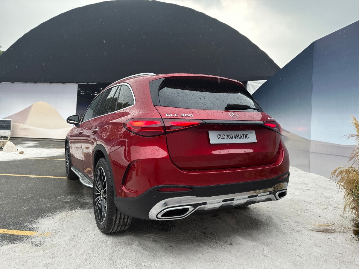 Ra mắt chưa lâu, Mercedes-Benz GLC thế hệ mới đã 