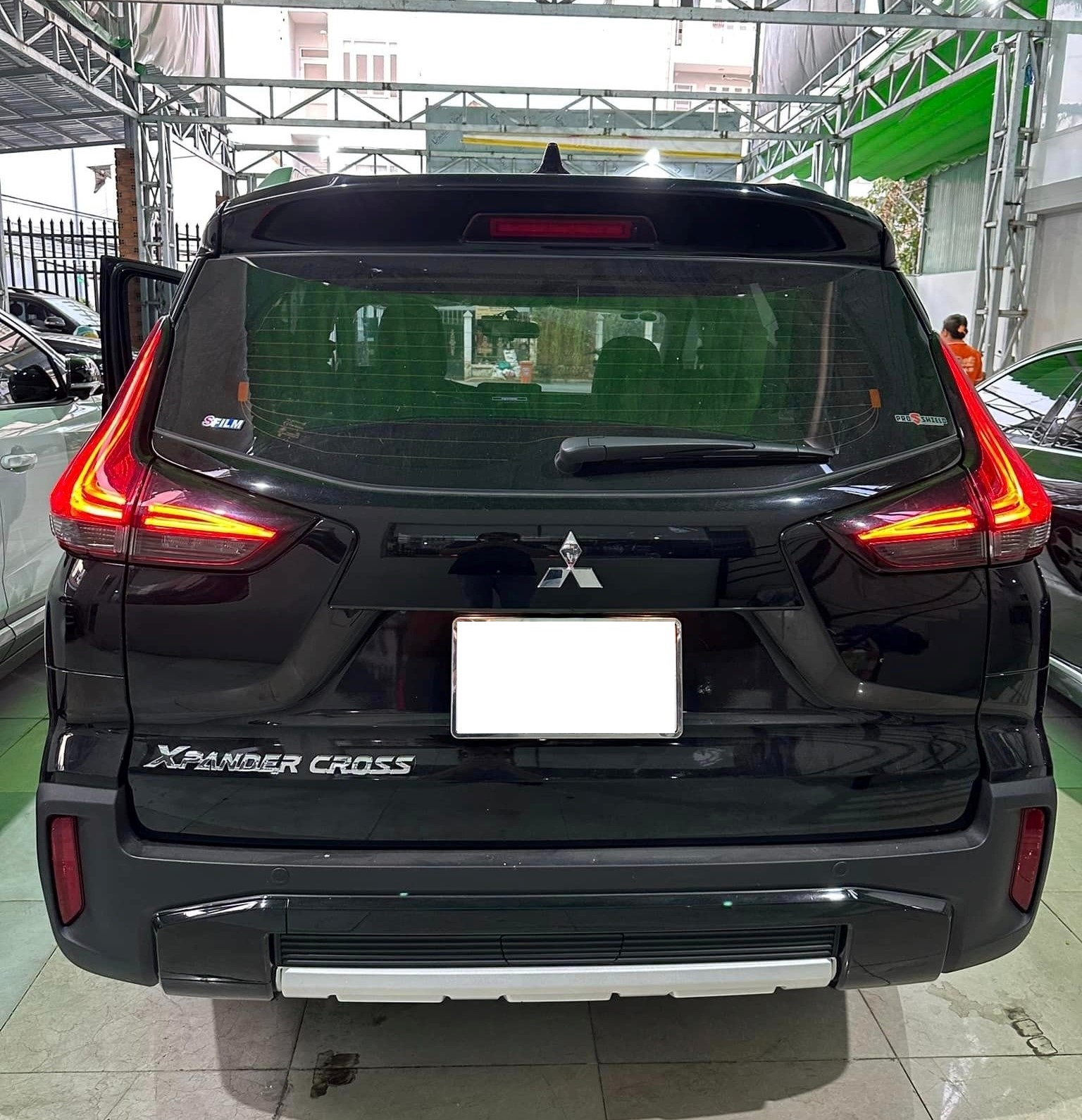 Sau 2 năm lăn bánh, Mitsubishi Xpander Cross 'siêu lướt' lên sàn xe cũ với giá chưa đến 600 triệu đồng 409453