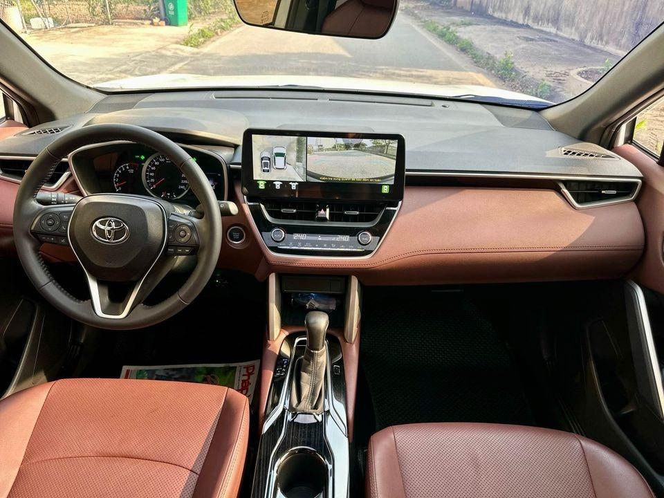 Toyota Corolla Cross 2021 chạy lướt 10.000 km lên sàn xe cũ với giá ngang Mazda3 'đập hộp' 436834