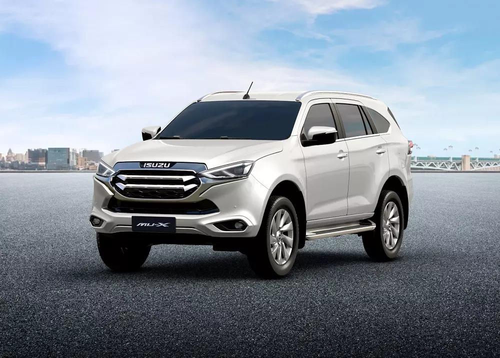 Ford Everest 'cân' cả phân khúc, bán nhiều xe hơn các đối thủ cộng lại 444858