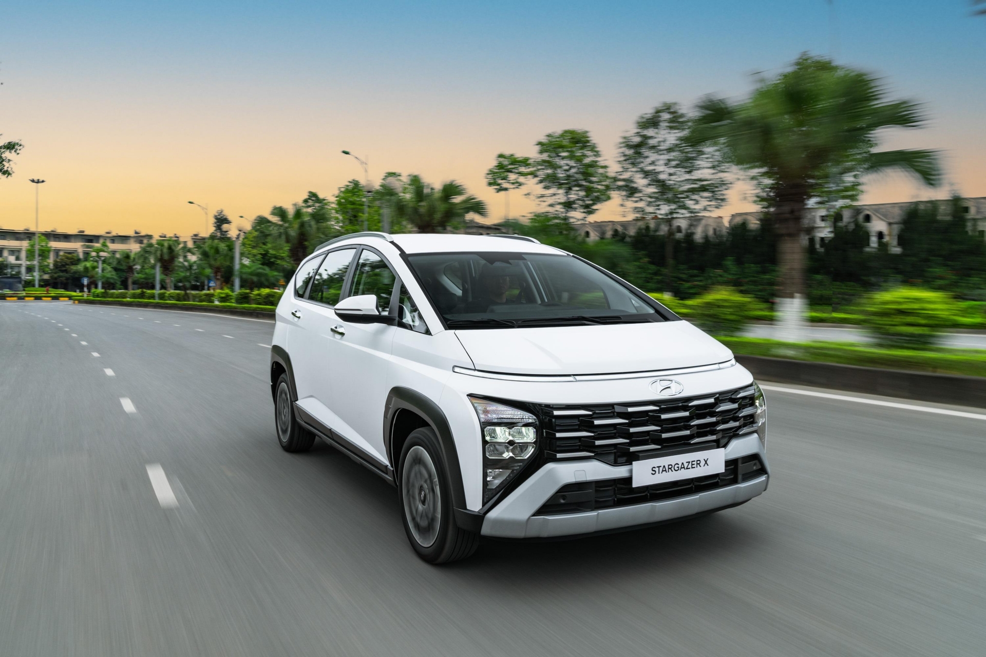 Ra mắt Hyundai Stargazer 2024 tại Việt Nam: Thêm bản mới 'lai SUV', giá từ 489 triệu đồng rẻ nhất phân khúc 445301