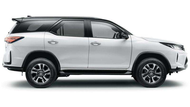 toyota-fortuner-hybrid-48v-2