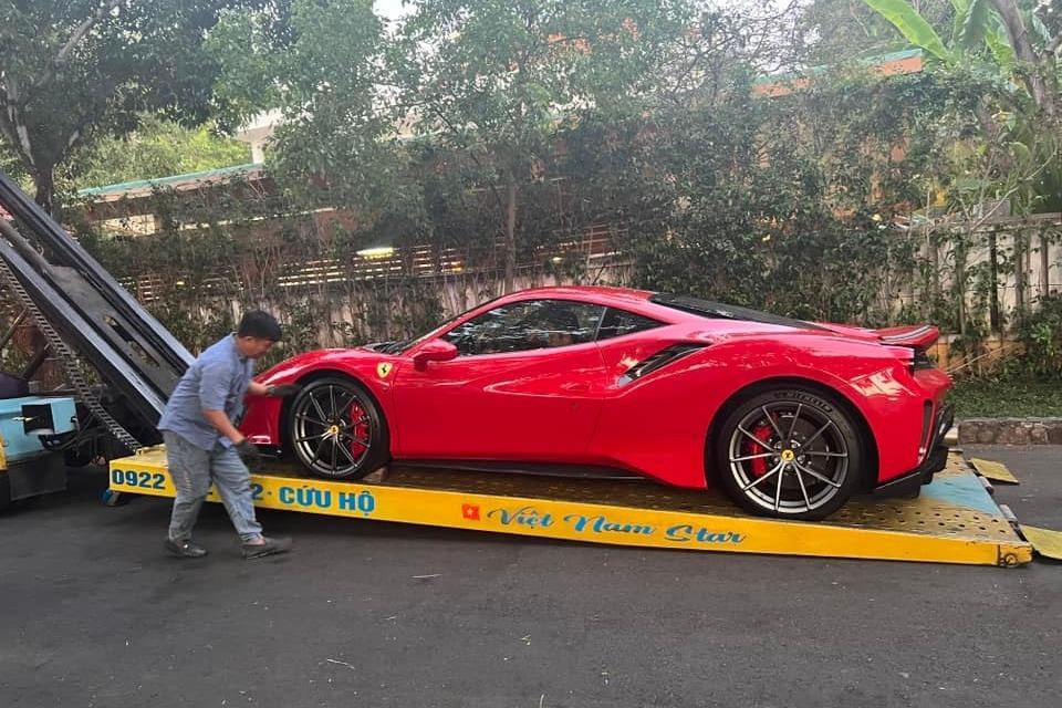 'Vua cà phê Việt Nam' trở thành khách VIP toàn cầu của Ferrari với hơn 30 chiếc 'siêu ngựa' 449826