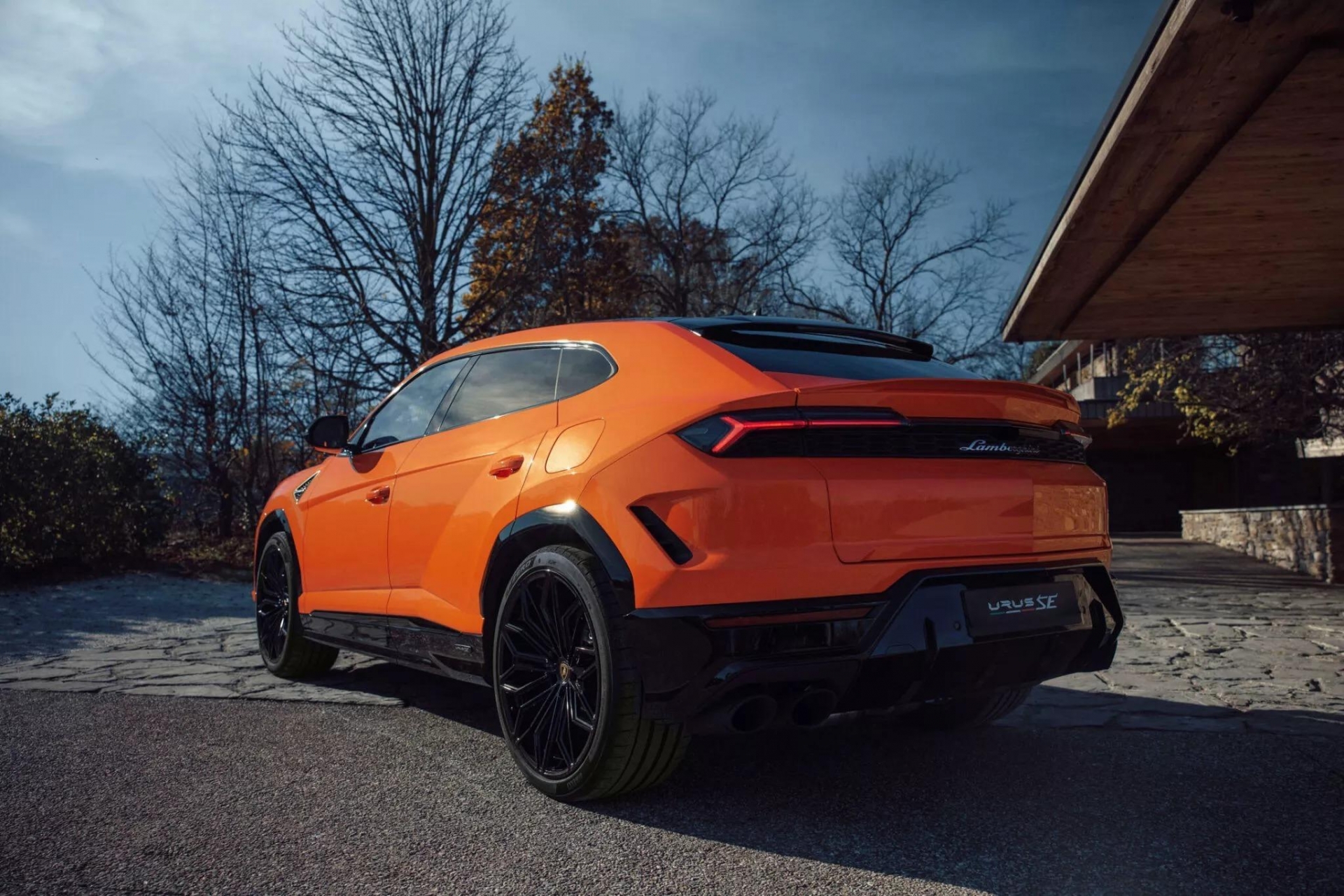 lamborghini-urus-se-phev-00043-2