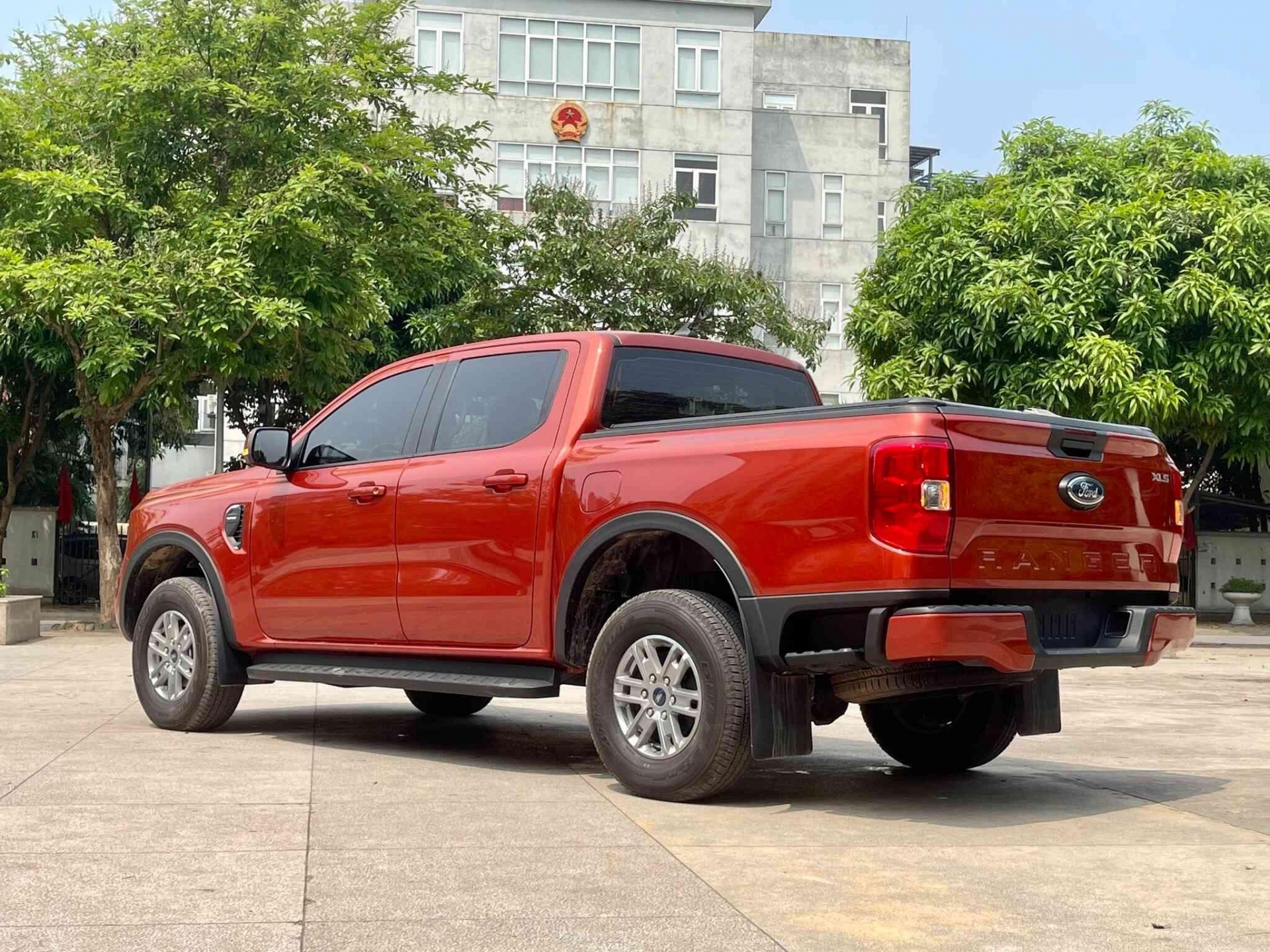 Chỉ sau 1 năm sử dụng, bán tải Ford Ranger 'lướt' lên sàn xe cũ với giá ngang một chiếc Honda City 452922