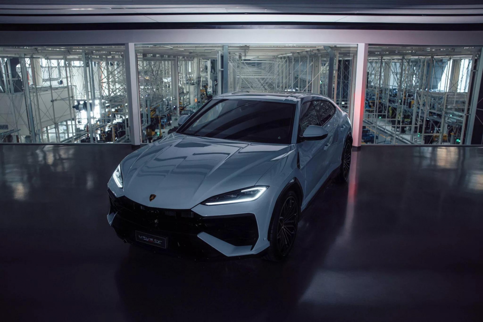 lamborghini-urus-se-phev-00030-2