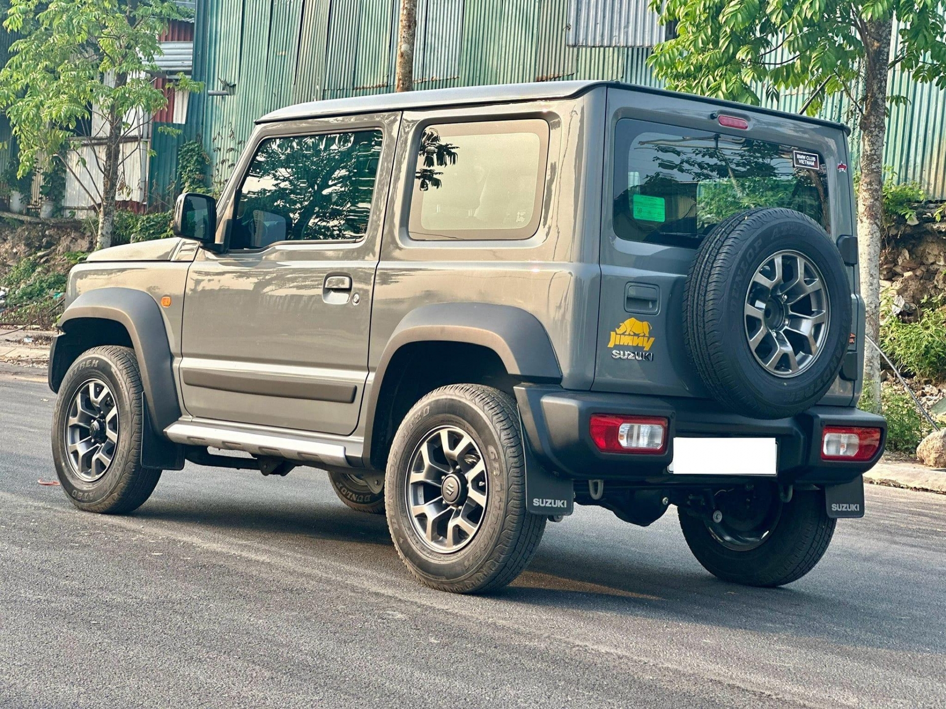 Suzuki Jimny 'siêu lướt' mới chạy vỏn vẹn 3.000 km đã bán lại với giá ngỡ ngàng 455467