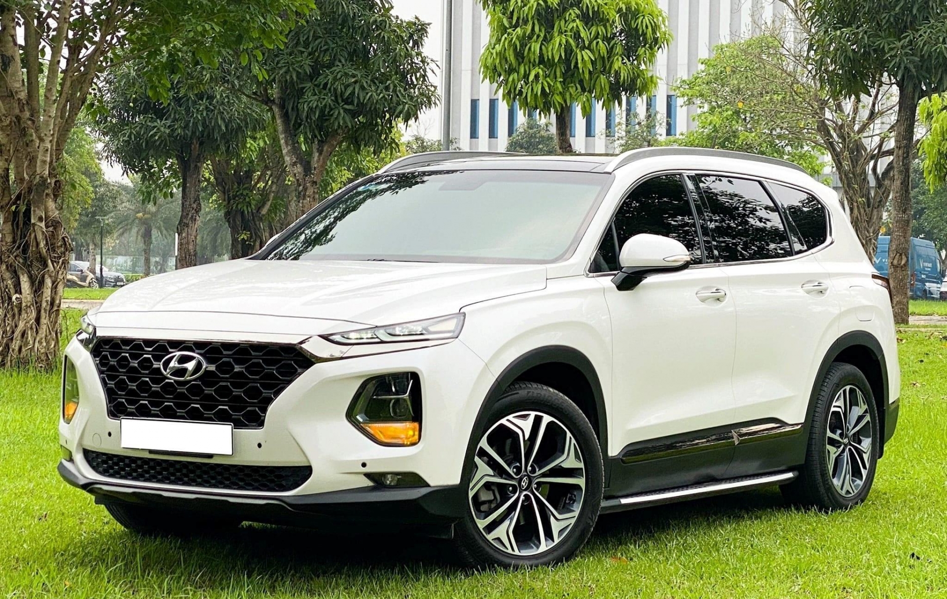 Ngỡ ngàng giá bán lại của Hyundai Santa Fe cũ sau 4 năm lăn bánh 455972