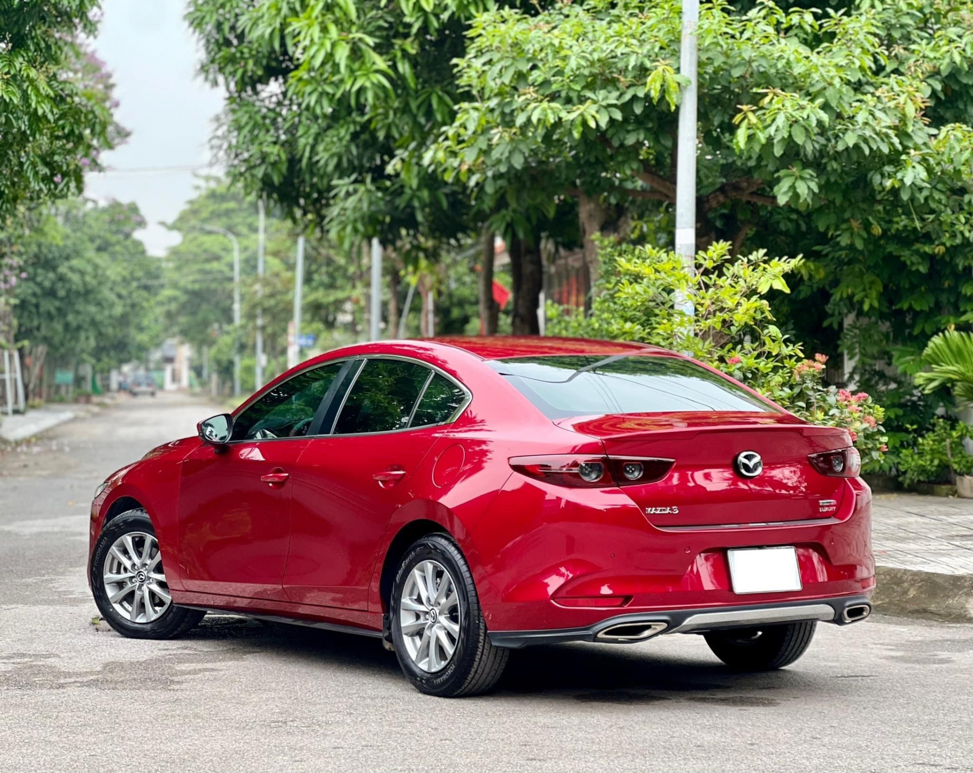 Ngỡ ngàng giá chào bán của Mazda3 'siêu lướt' mới lăn bánh vỏn vẹn 7.000 km 460107