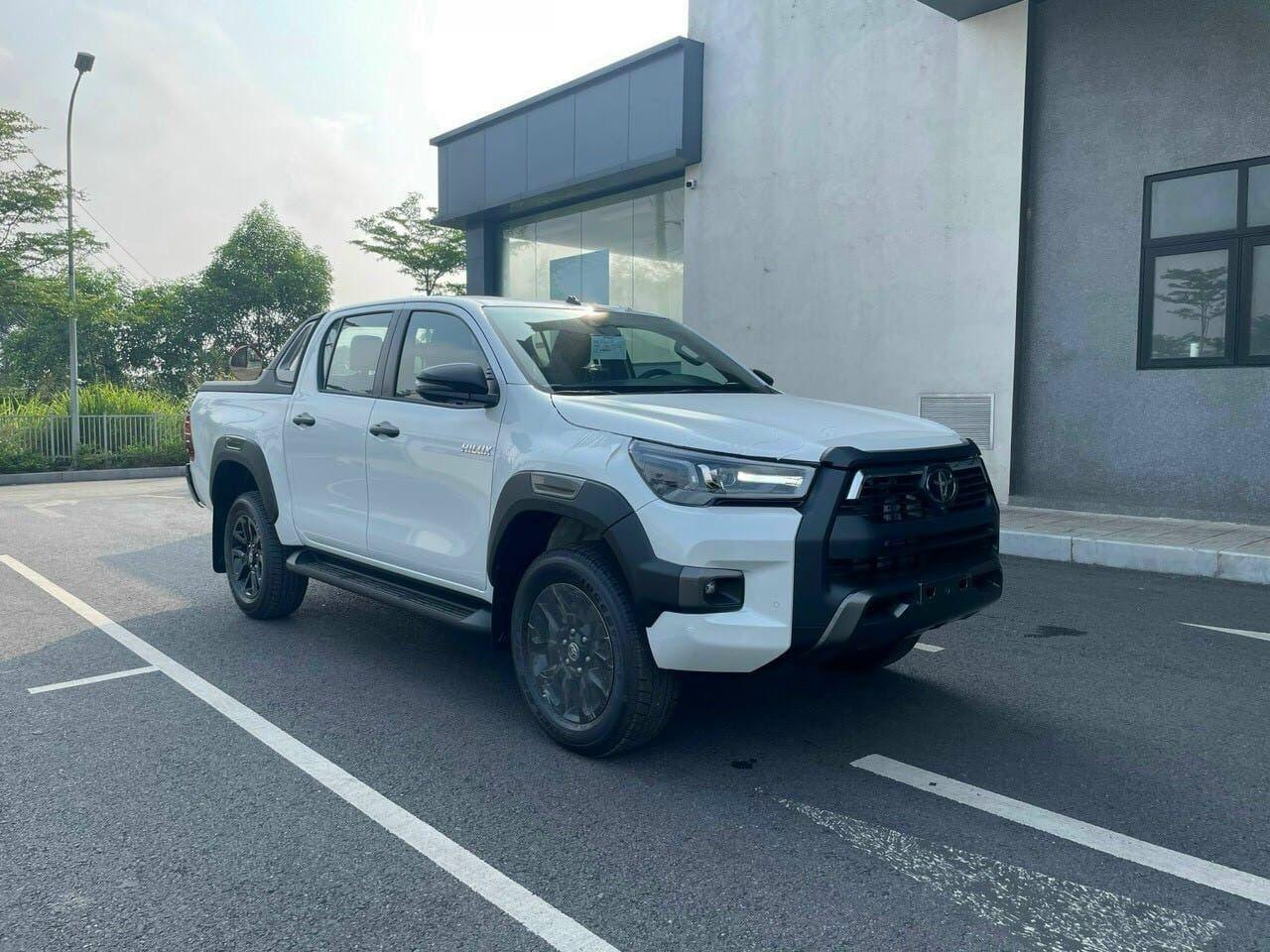 toyota-hilux-2024-7-171565931268