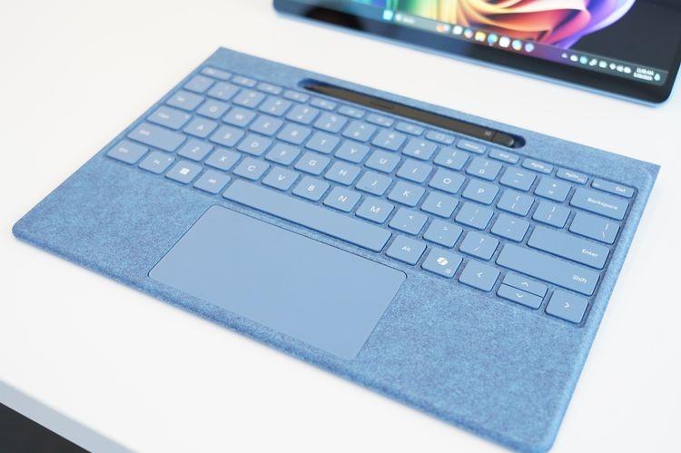 Mục sở thị Microsoft Surface Pro mới: Sử dụng chip Snapdragon X, tích hợp sẵn AI 467455