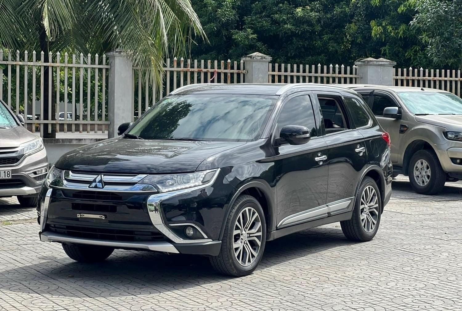 Bất ngờ giá chào bán của Mitsubishi Outlander cũ sau 6 năm sử dụng 467479