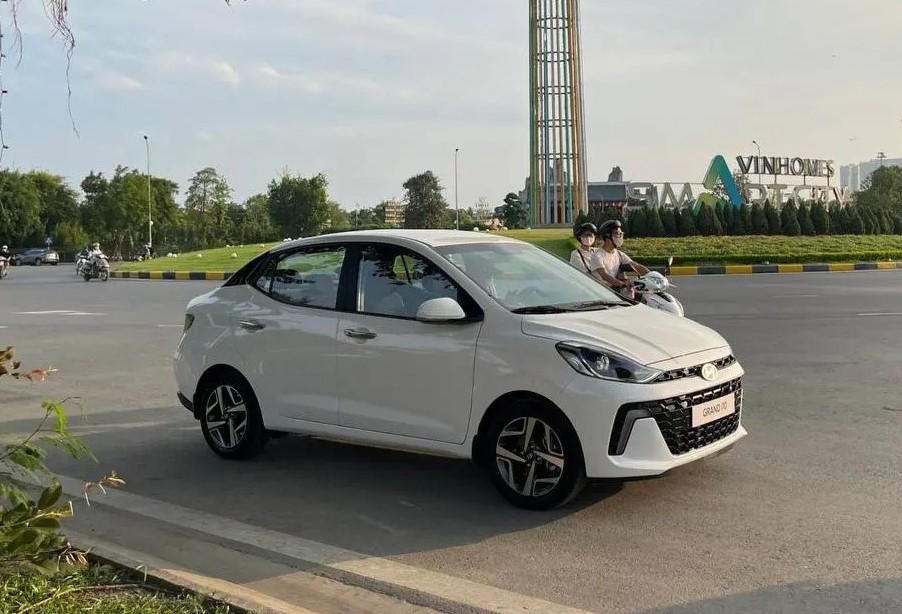 Hyundai Grand i10 2024 lộ diện trên đường phố Việt, ngày ra mắt đã gần kề 474961