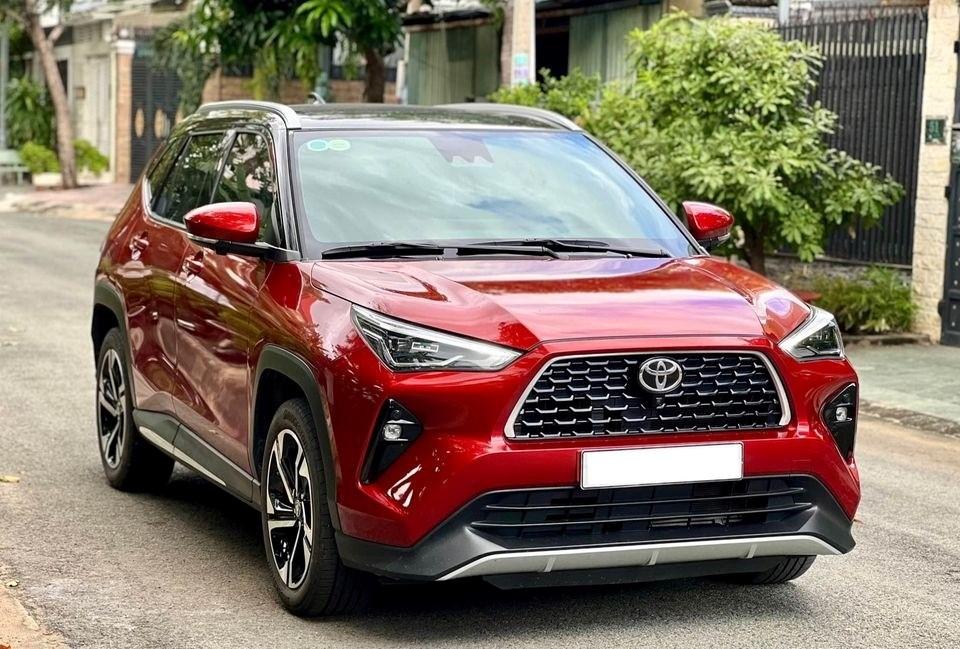Ngỡ ngàng giá chào bán của Toyota Yaris Cross 2024 'siêu lướt' mới chạy 11.000 km 528108