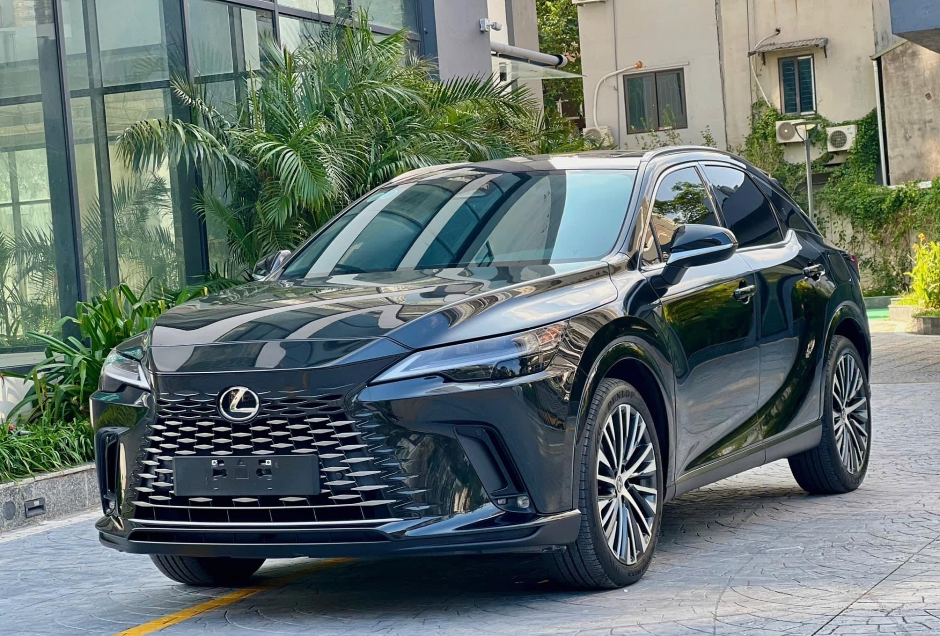 Maserati Grecale Folgore: Xe điện đầu tiên của thương hiệu tại Việt Nam