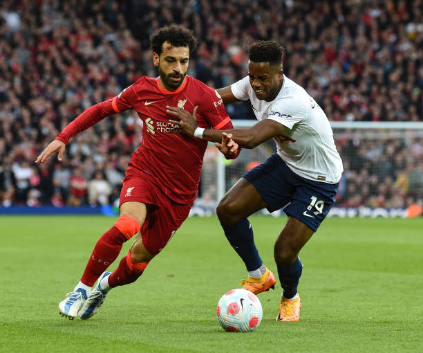 Trực tiếp Liverpool 0-0 Tottenham: Hojgbjerg sút bóng vào cột dọc 134397