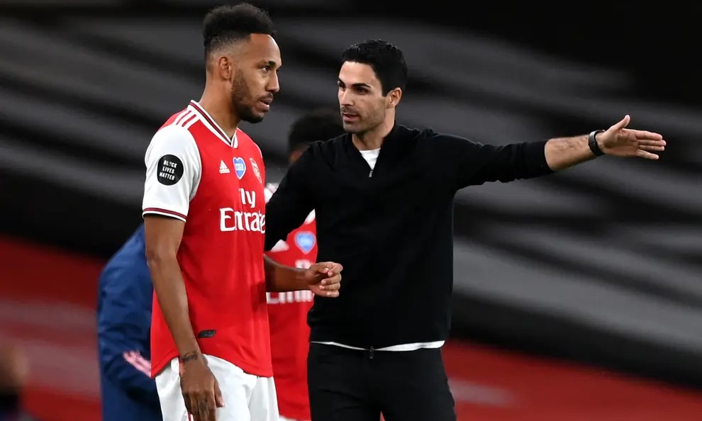 HLV Mikel Arteta và Aubameyang 'khẩu chiến', derby London rực lửa sớm 202301