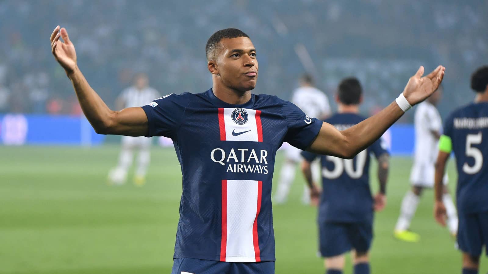 Cần gì Mbappe khi mà MU đã có trong tay siêu sao bóng đá của tương lai? 203282