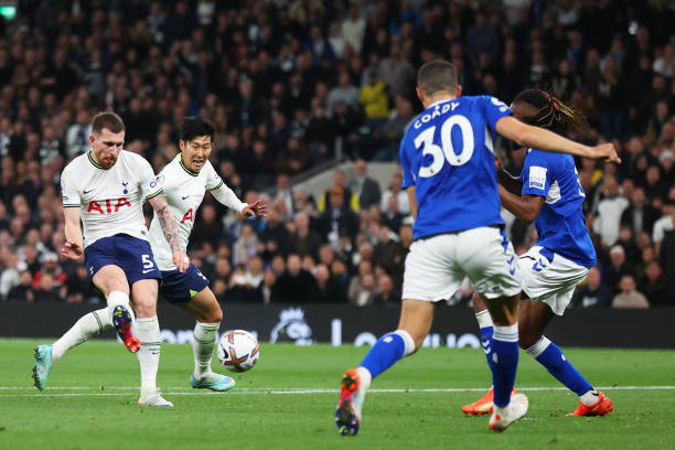 Son Heung-min 'tịt ngòi', Tottenham vẫn thắng thuyết phục Everton 203370