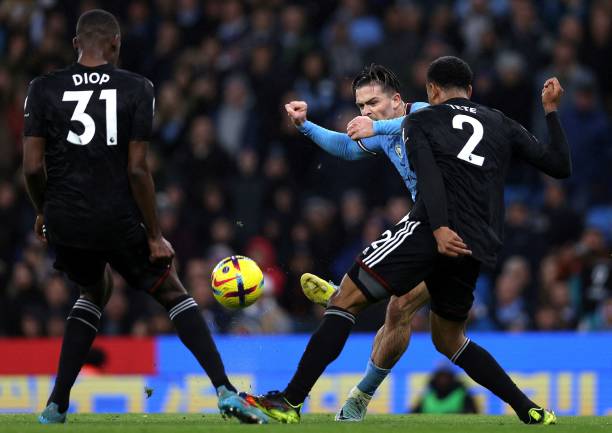 Trực tiếp Man City 1-1 Fulham: Cancelo dính thẻ đỏ, chủ nhà bị thổi 11m 214084