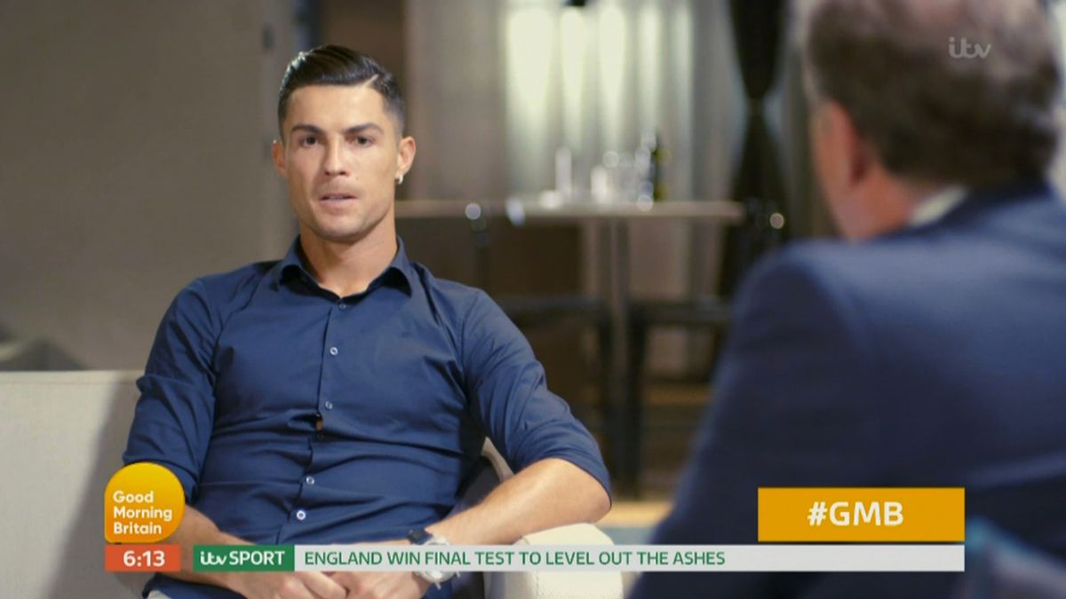 CĐV quốc tế nghĩ như thế nào về vụ Ronaldo công khai chỉ trích MU? 217377