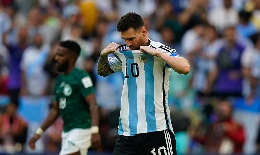 Messi làm điều quá vĩ đại vì Argentina dù có bị loại khỏi World Cup 223476