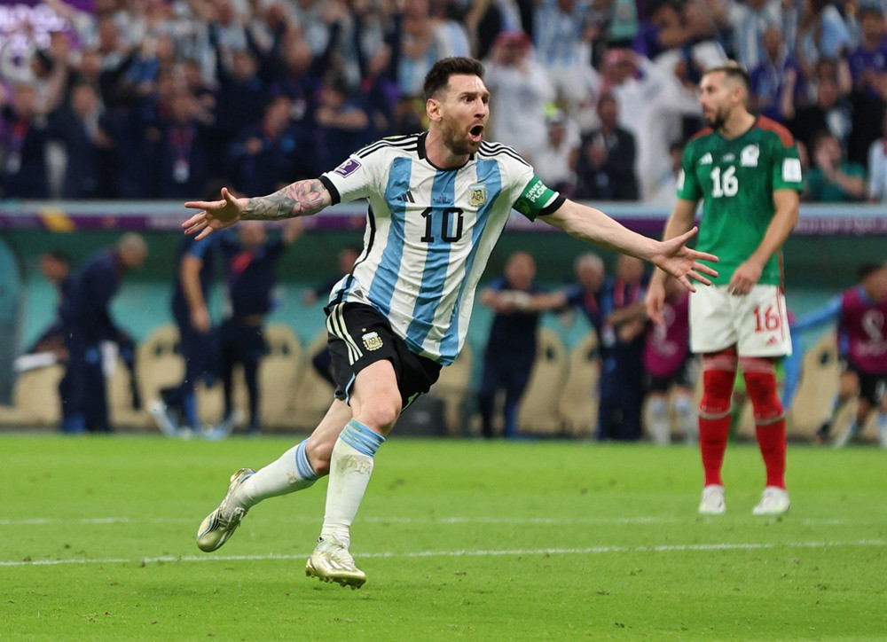 Messi báo tin cực vui, khiến cả World Cup 2022 phải 'khiếp sợ' Argentina 224292