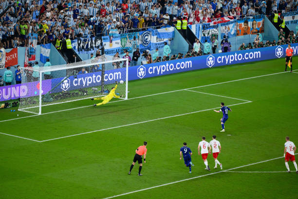 Video bàn thắng Argentina 2-0 Ba Lan: Messi lại trượt pen 226171