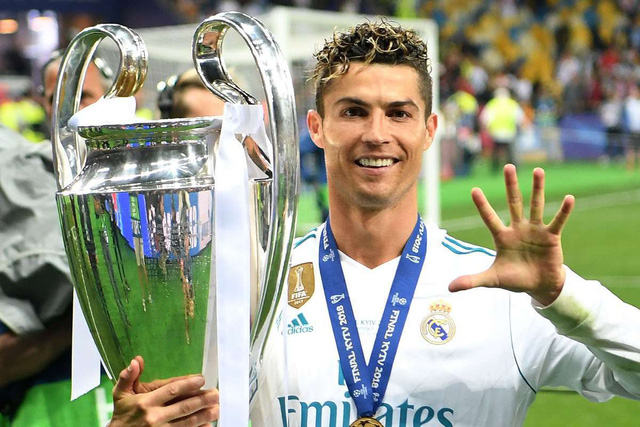 Không phải Al Nassr, Ronaldo được bến đỗ vĩ đại nhất thế giới cứu rỗi? 237339