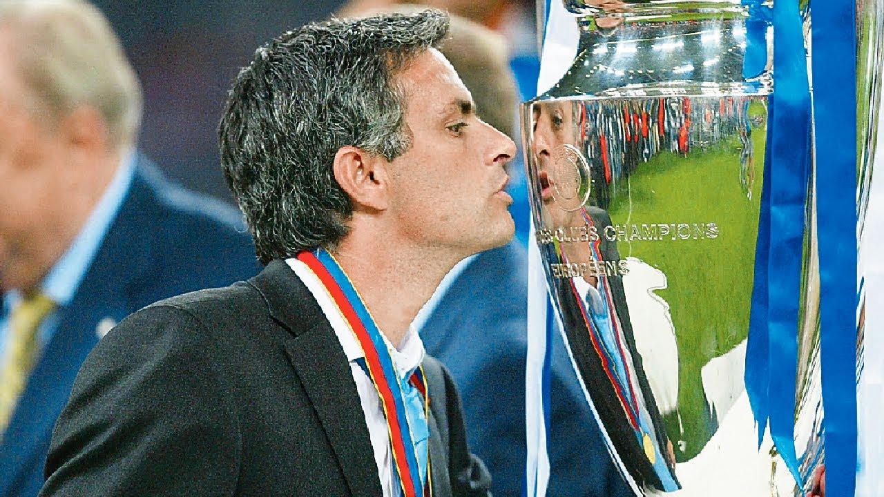 Cuộc đời phi thường của 'Người đặc biệt' Jose Mourinho 243240