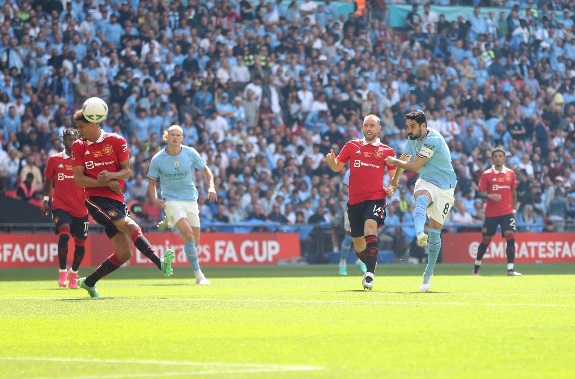 man-city-vs-mu-chung-ket-cup-fa