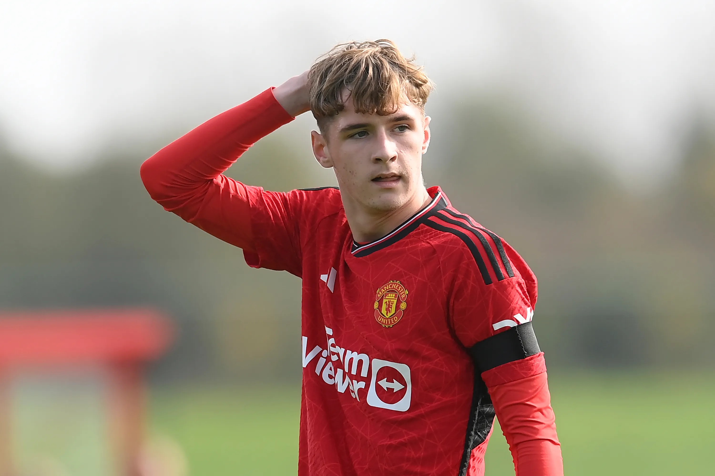 jack-fletcher-manchester-united-carrington-1701404023.jpg