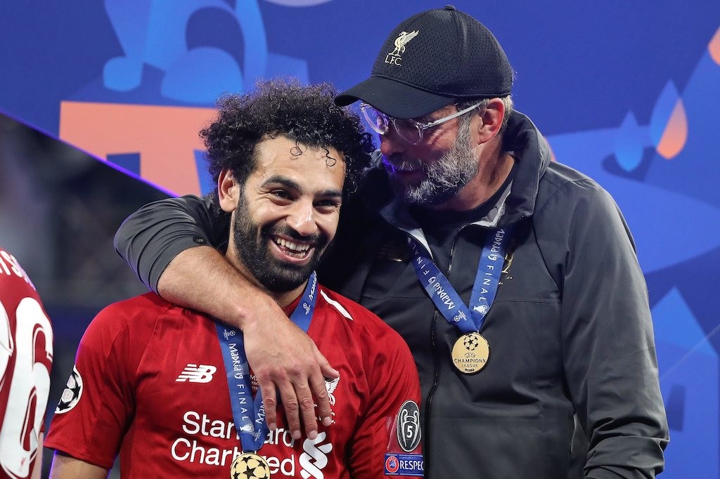 jurgen-klopp-mohamed-salah-champions-league-final-2019-1716243567.jpg