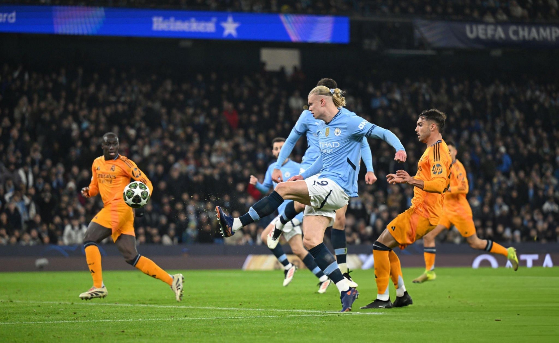 Trực tiếp Man City 1-0 Real Madrid: Haaland nổ súng