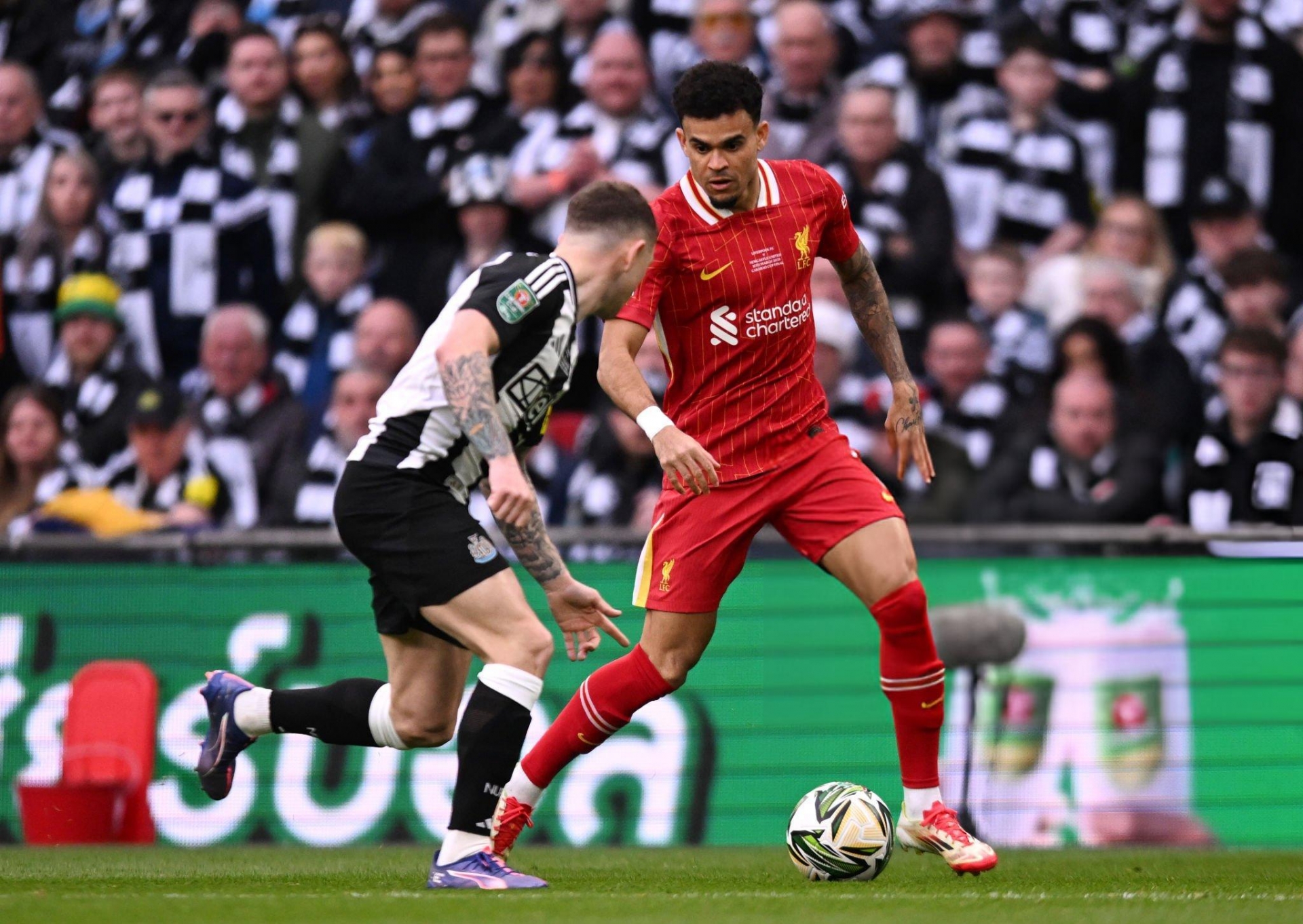 Trực tiếp Liverpool 0-0 Newcastle: Thế trận chặt chẽ