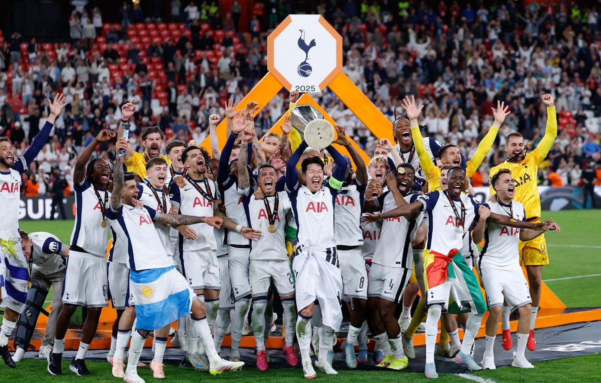 Hạ MU, Tottenham vô địch Europa League mùa 2024/25