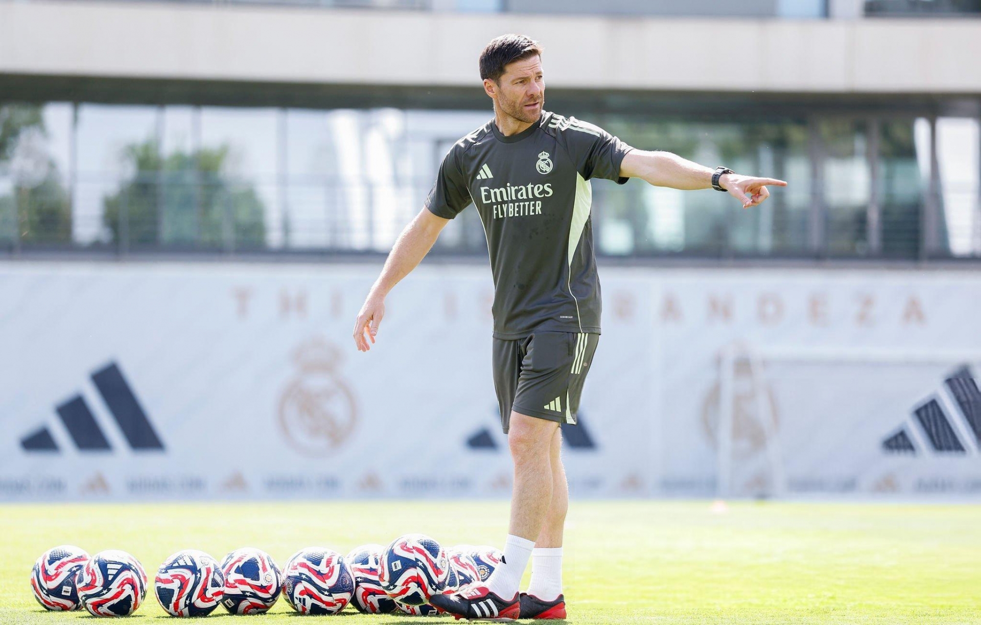 Xabi Alonso: 'Real chưa nghĩ đến chức vô địch Club World Cup'