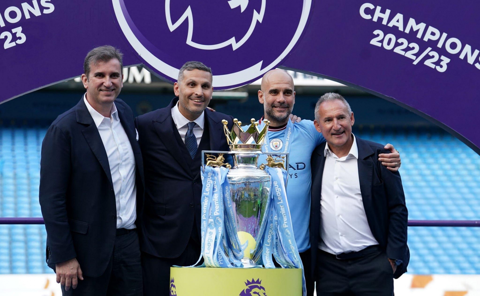 CHÍNH THỨC: Pep Guardiola chia tay đối tác ăn ý tại Man City
