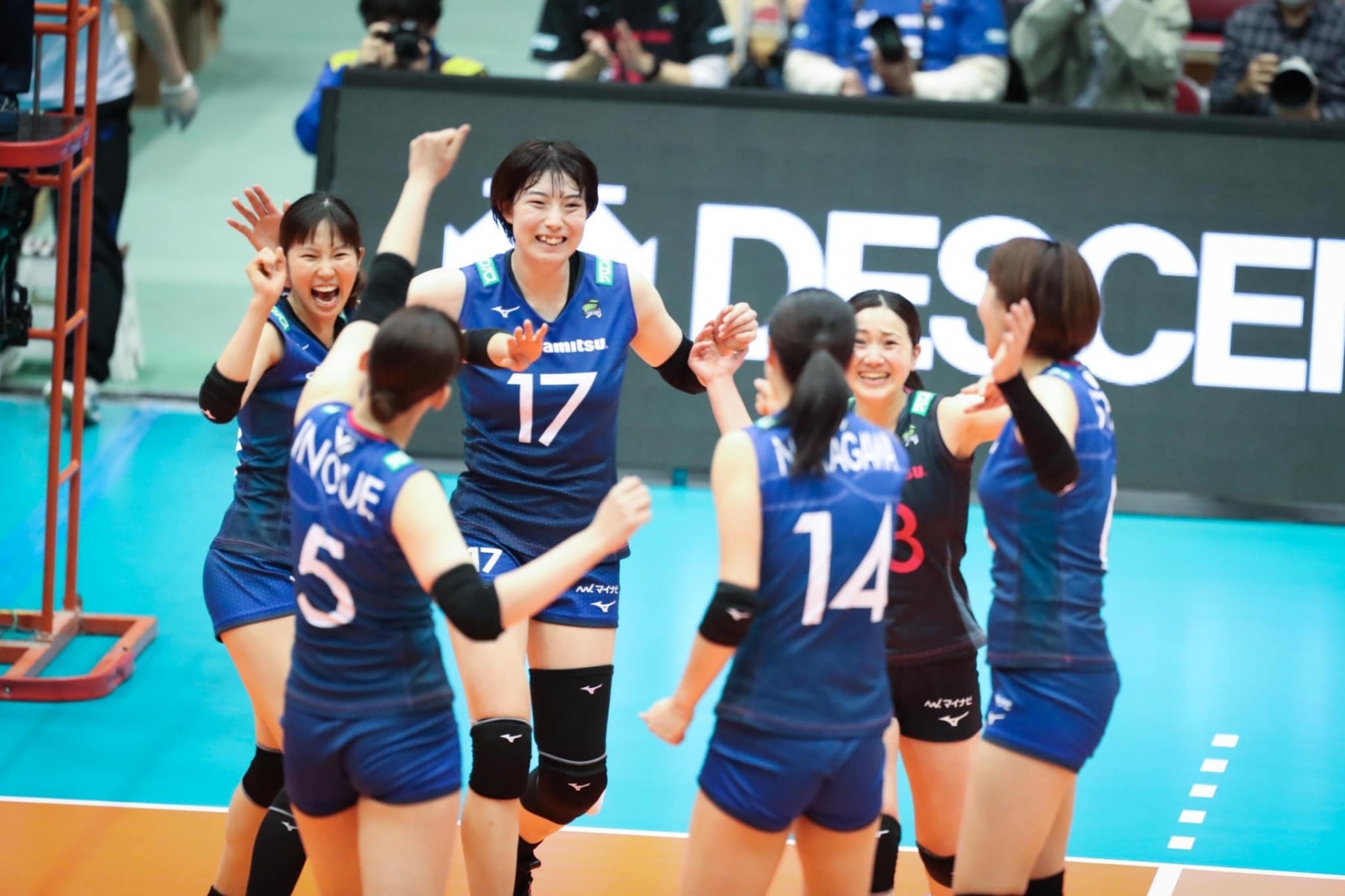 thumbnail - V.League Nhật Bản: Hisamitsu Springs chạm một tay vào chức vô địch