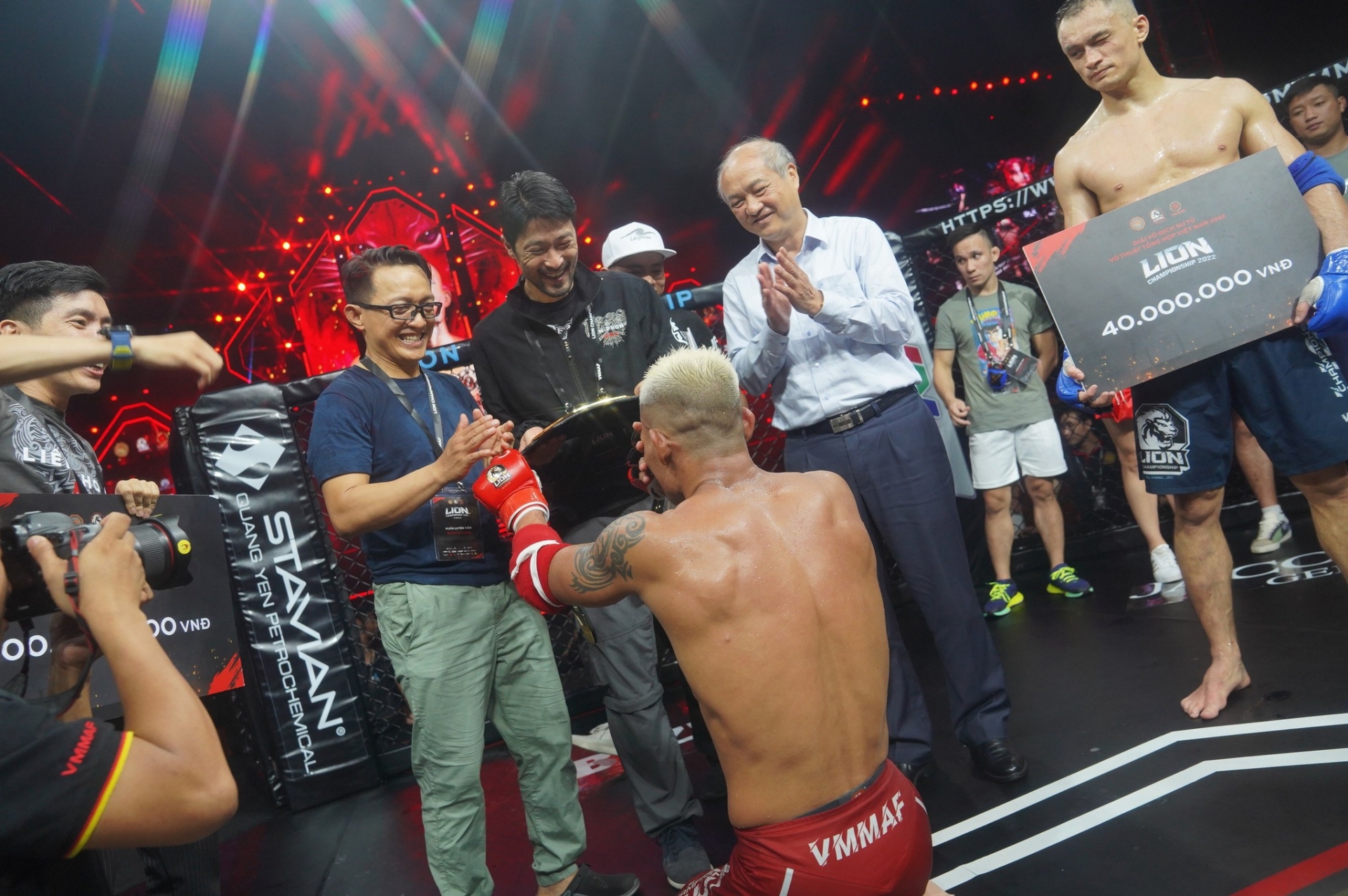 Học trò của Johnny Trí Nguyễn lên ngôi tại MMA Lion Championship 2022 224412