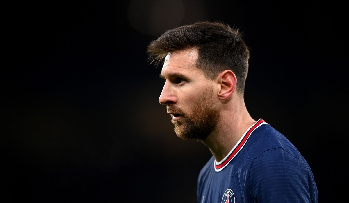 Lionel Messi từ chối cơ hội chuyển nhượng đầy cảm xúc sau quyết định bất ngờ về tương lai