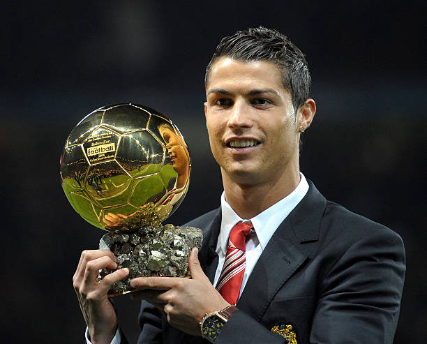 Ronaldo có phải là cầu thủ vĩ đại nhất lịch sử của Man United ? 149396