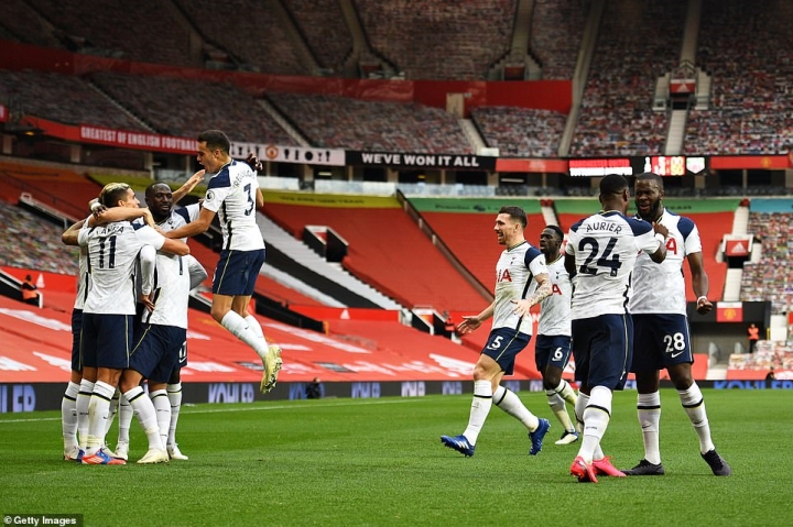 Đội hình MU mạnh nhất đấu Tottenham: 'Quân bài tẩy' Ronaldo, dùng siêu tiền vệ khắc chế Conte 204908