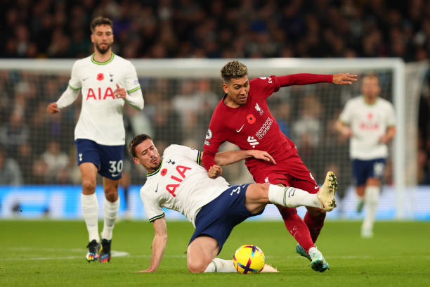 Cay cú vì bị la ó, HLV Conte 'làm điều khó tin' với CĐV Tottenham 214531