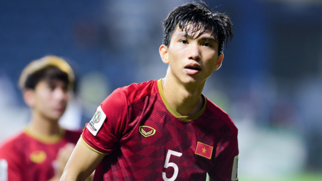 ĐTVN vs Malaysia: Chuyên gia Việt khuyên ĐTVN không dùng Văn Hậu