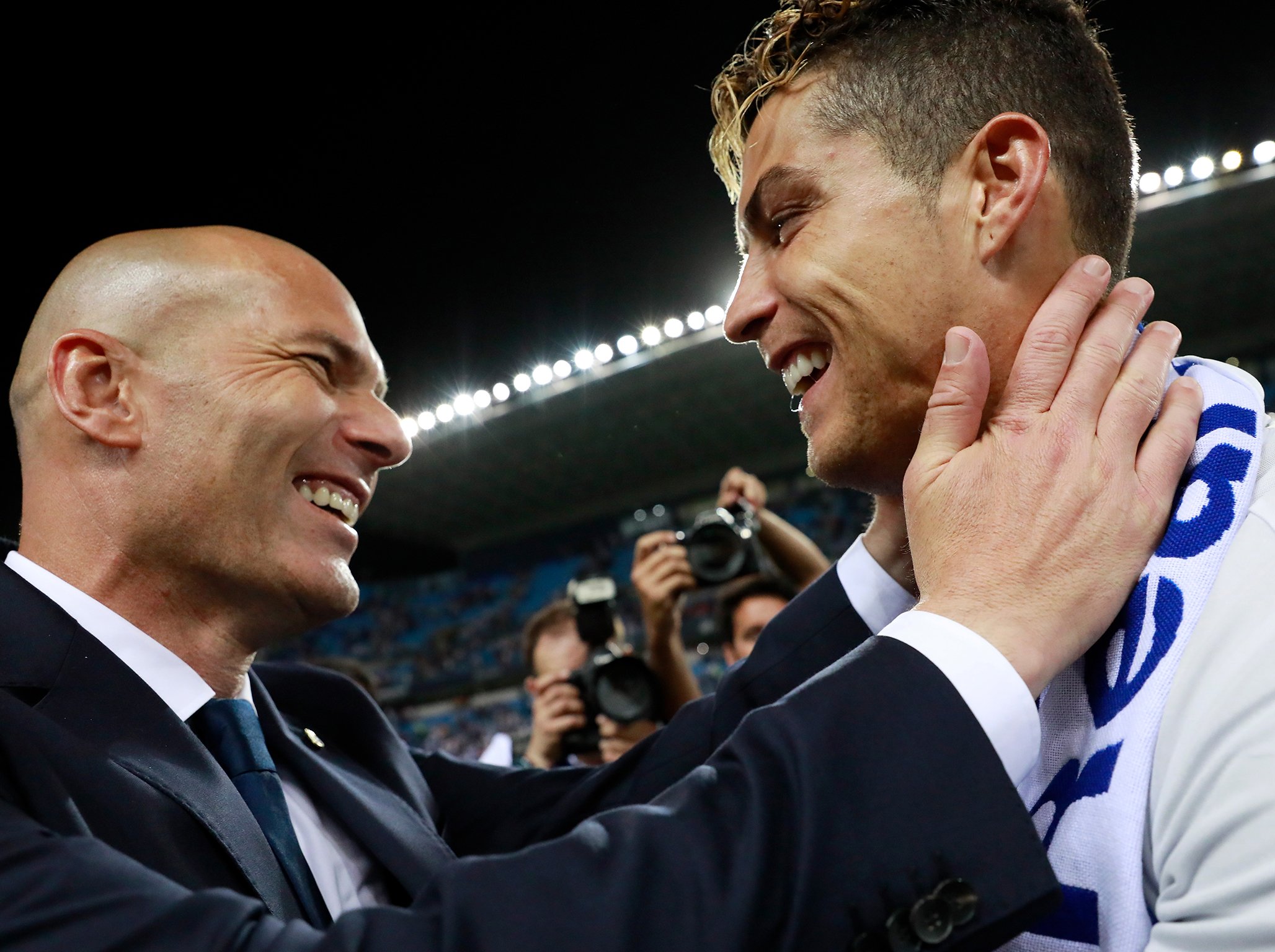 Zidane, zidane trở lại real, ronaldo, real mua lai ronaldo, zidane và ronaldo, zidane tái hợp ronaldo