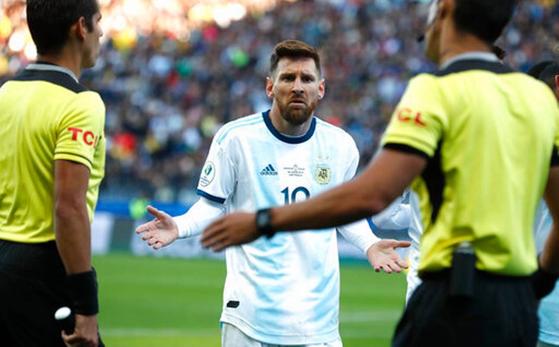 Messi, Messi xin lỗi, Copa America, Messi bị cấm thi đấu, Argentina, LĐBĐ Argentina, thư xin lỗi của Messi