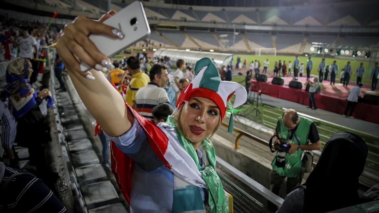 vòng loại World Cup 2022, Iran, FIFA, cấm phụ nữ xem bóng đá, World Cup 2022